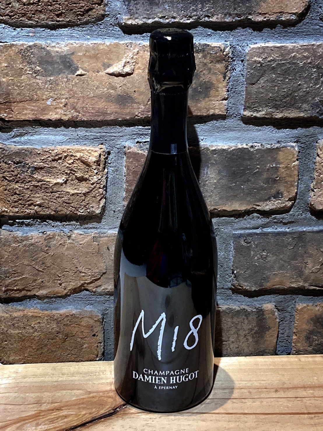 ミラン Millant クロネコ 松脂 ヴィンテージ 希少なアルミ缶入り